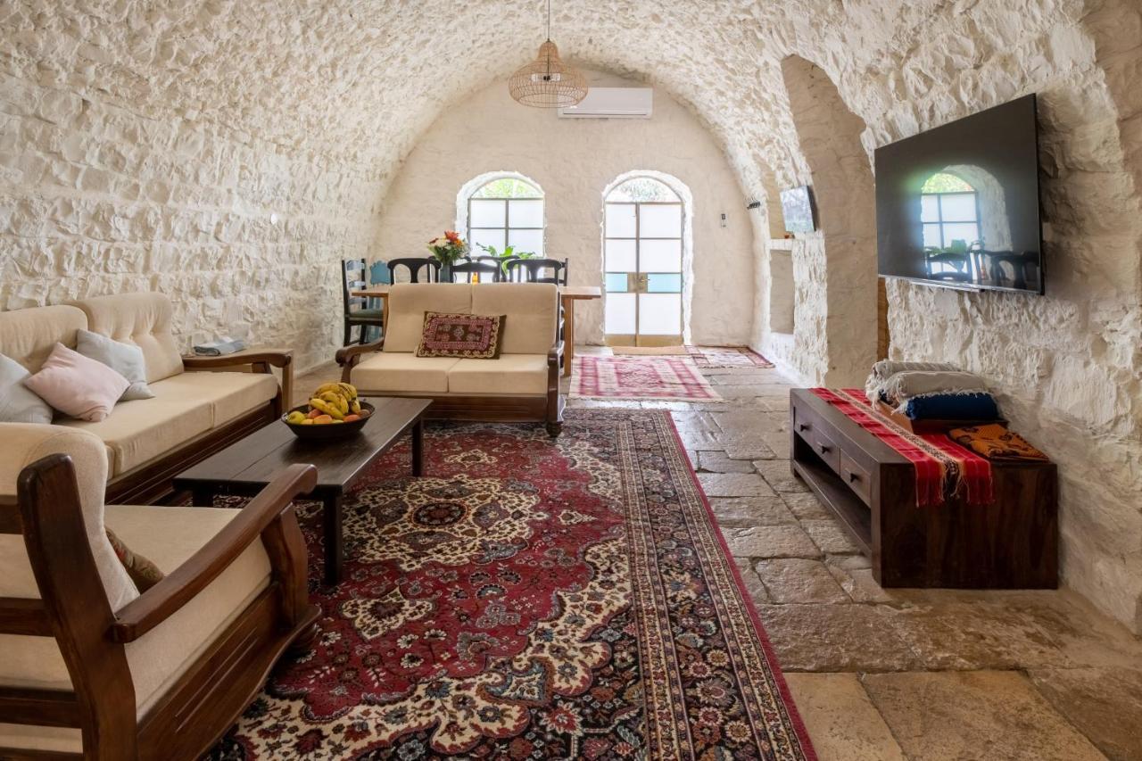 Вилла הבית בסמטת תל אביב Рош-Пинна Экстерьер фото